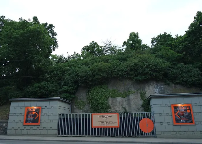 10-Z Bunker Hostel Brno